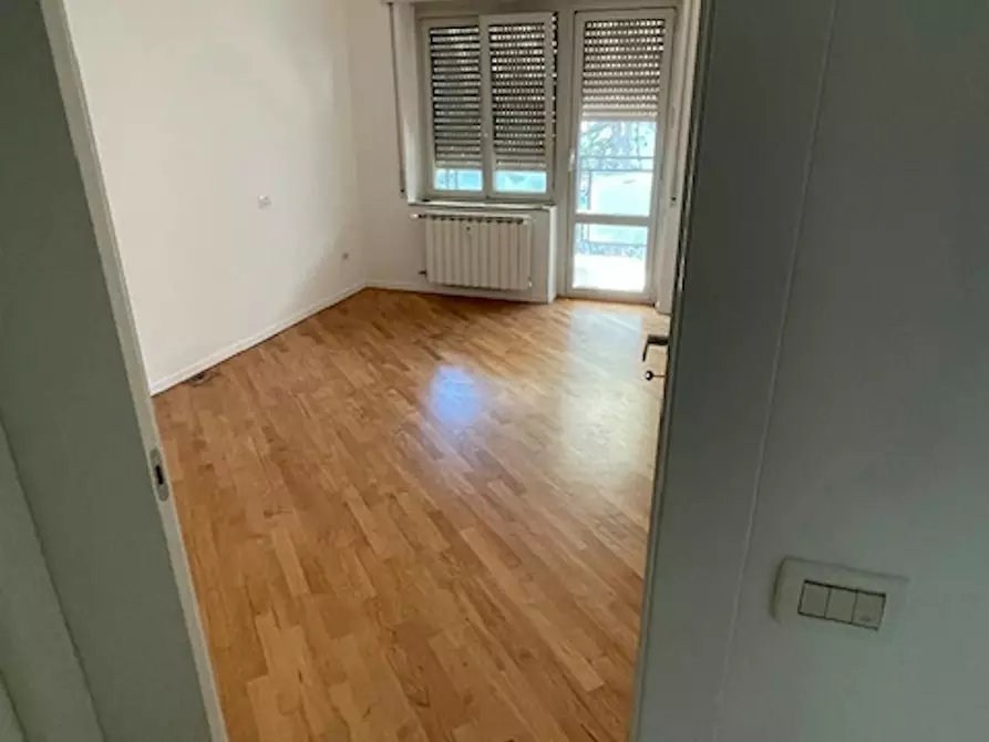 Immagine 1 di Camera in affitto  in Via Buie D'Istria a Trieste