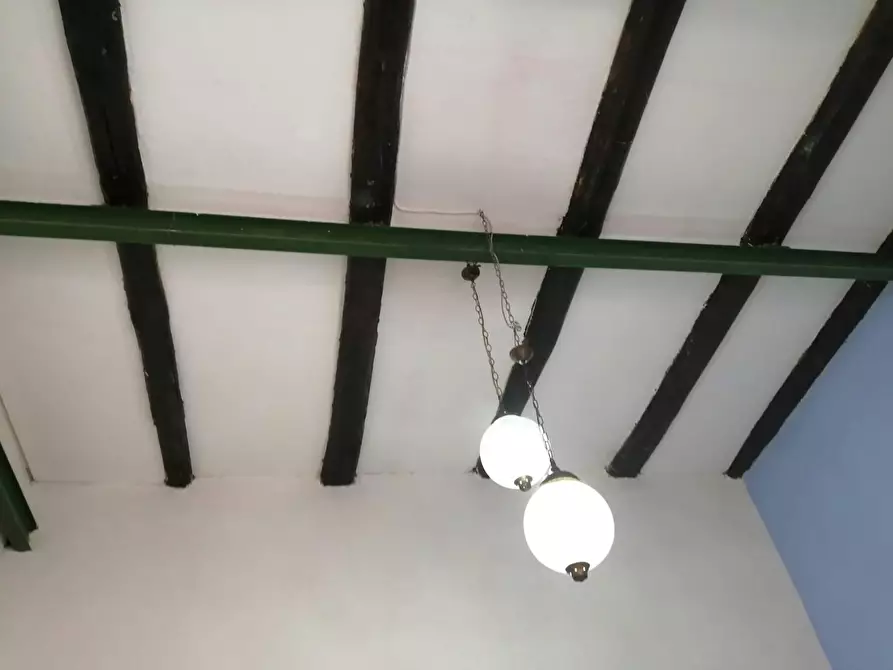 Immagine 7 di Casa indipendente in affitto  in Piazzetta San Giovanni in Porta a Napoli