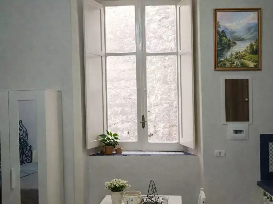 Immagine 6 di Casa indipendente in affitto  in Piazzetta San Giovanni in Porta a Napoli