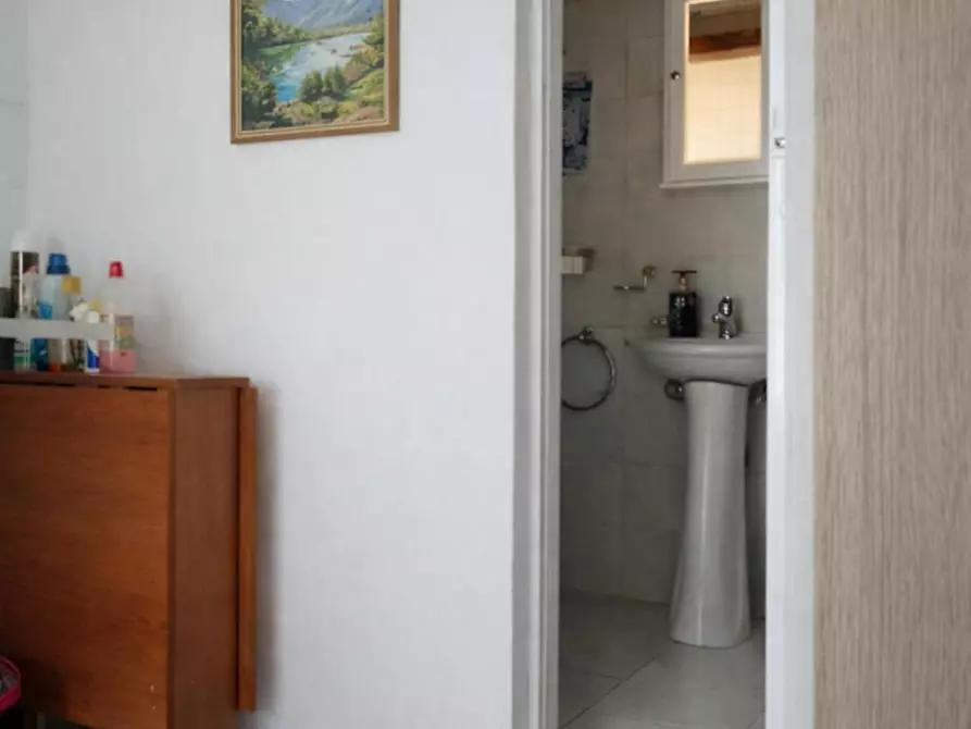 Immagine 6 di Casa indipendente in affitto  in Piazzetta San Giovanni in Porta a Napoli