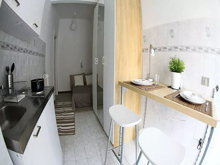 Immagine 2 di Camera in affitto  in Via Felice Casati a Milano