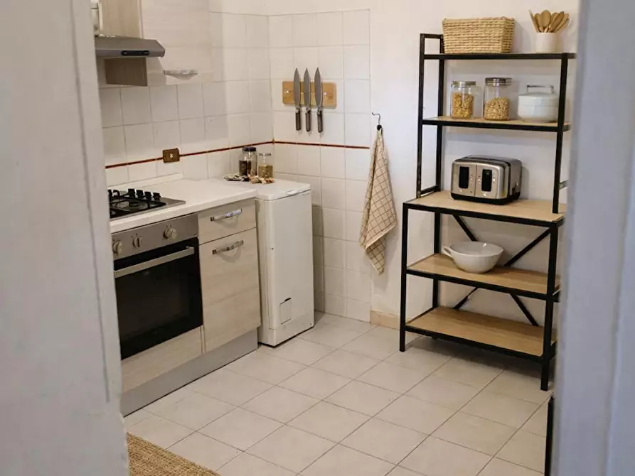 Immagine 3 di Appartamento in affitto  in Piazzetta San Giovanni in Porta a Napoli