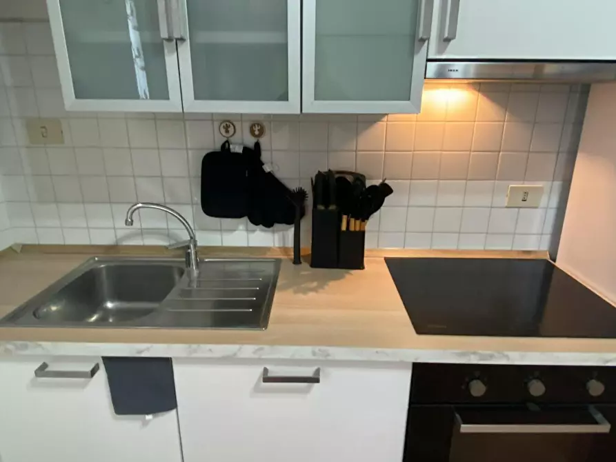 Immagine 9 di Appartamento in affitto  in Via Serio a Milano