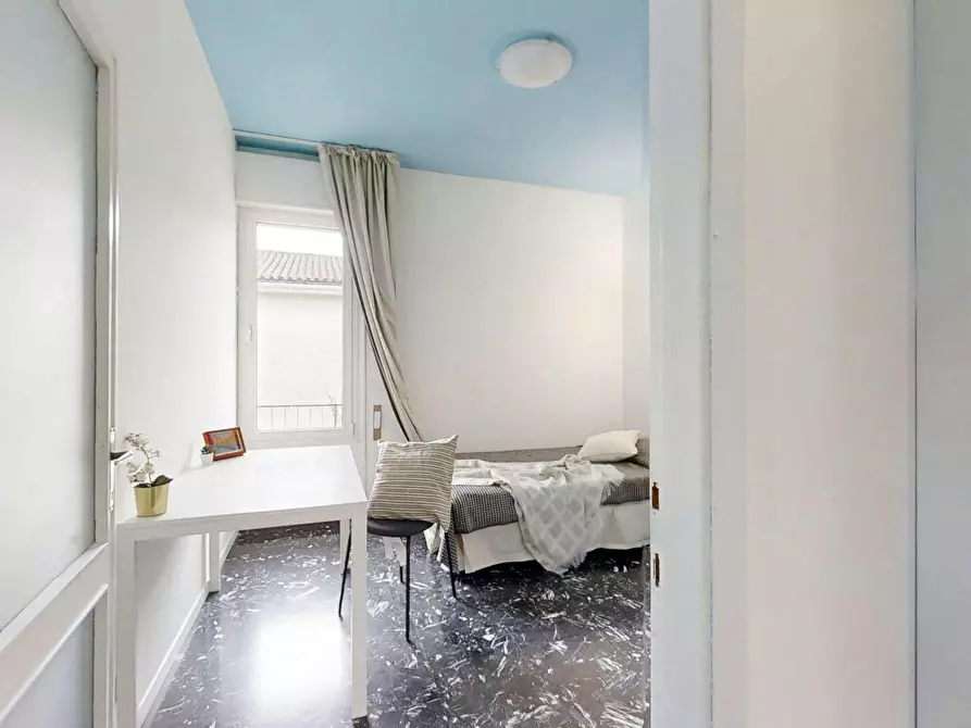 Immagine 1 di Camera in affitto  in Via Leonardo Zize a Padova