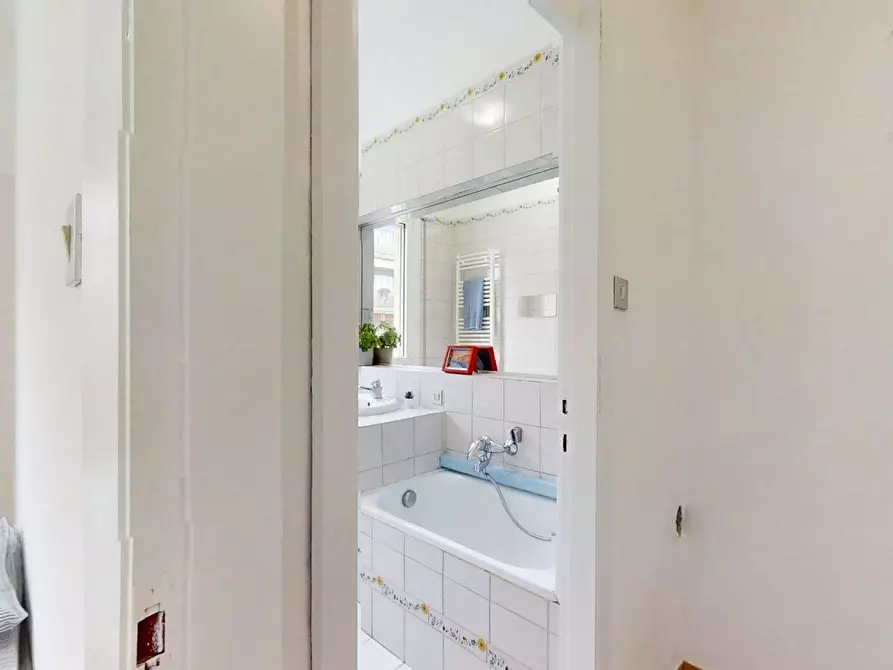 Immagine 9 di Camera in affitto  in Via Leonardo Zize a Padova