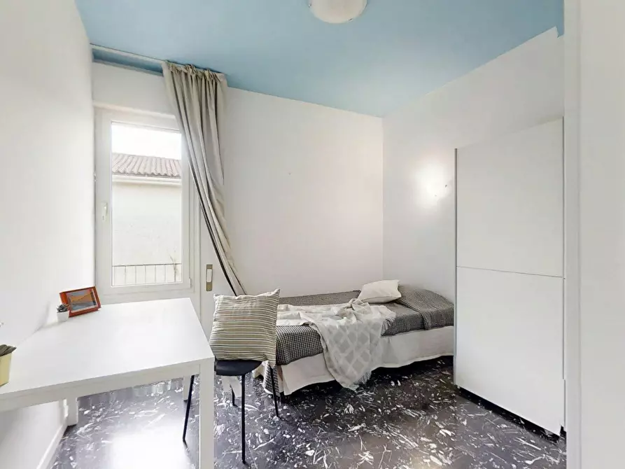 Immagine 2 di Camera in affitto  in Via Leonardo Zize a Padova