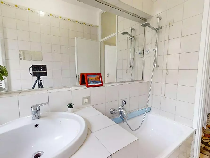 Immagine 10 di Camera in affitto  in Via Leonardo Zize a Padova