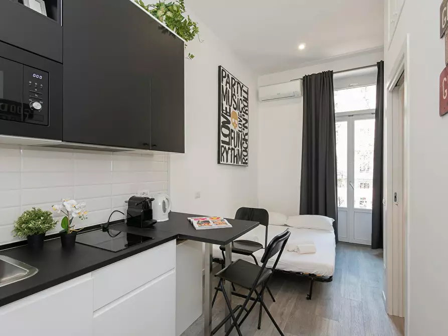 Immagine 8 di Appartamento in affitto  in Via Lomellina a Milano