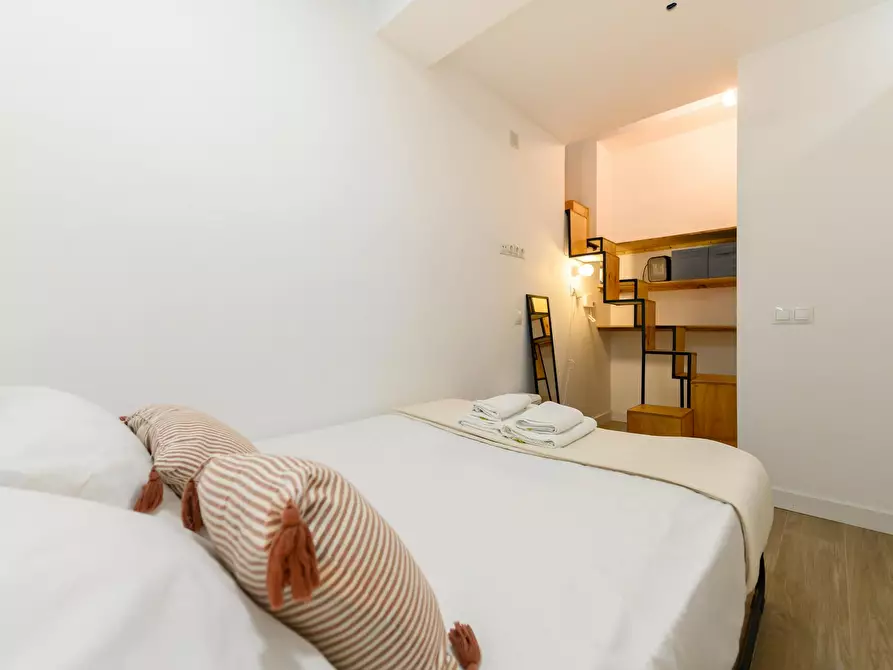 Immagine 5 di Appartamento in affitto  in Calle de Fernando Garrido a Madrid