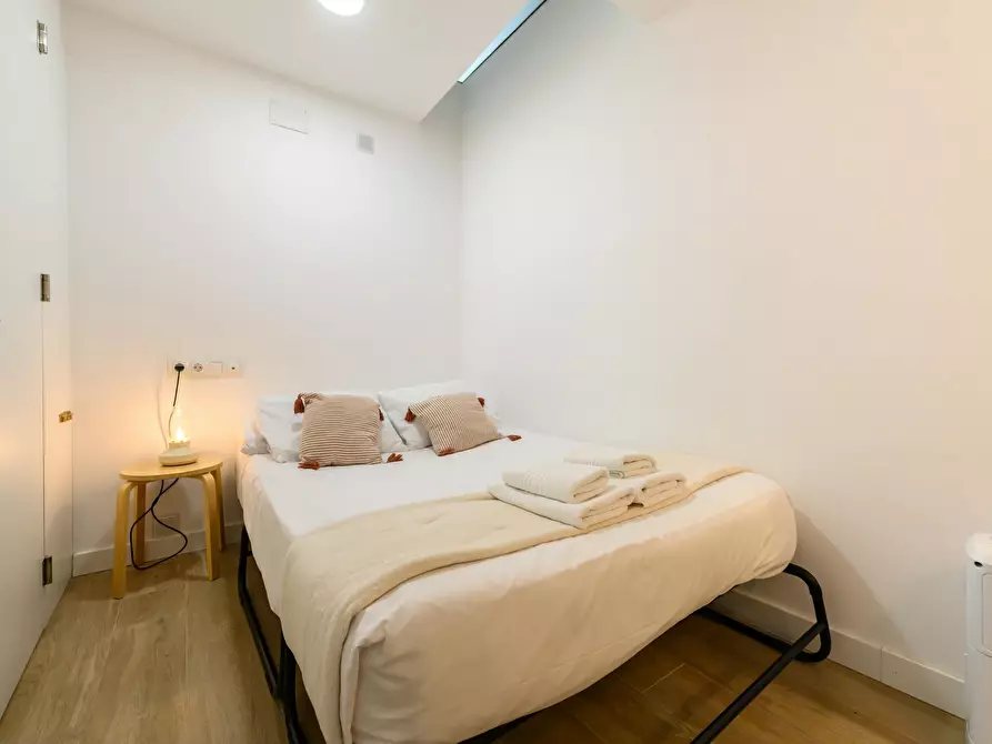 Immagine 6 di Appartamento in affitto  in Calle de Fernando Garrido a Madrid