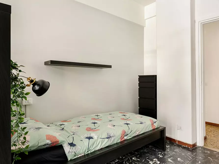 Immagine 1 di Camera condivisa in affitto  in Largo Giovanni Battista Scalabrini a Milano
