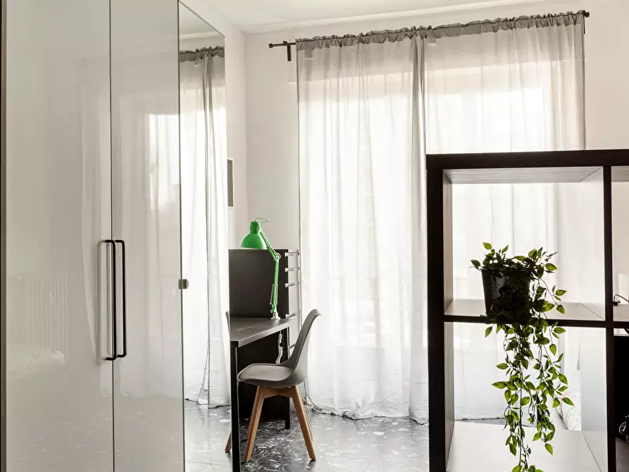 Immagine 4 di Camera condivisa in affitto  in Largo Giovanni Battista Scalabrini a Milano