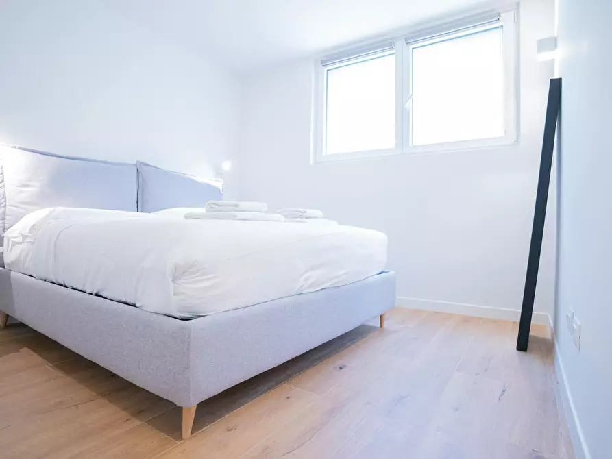 Immagine 8 di Appartamento in affitto  in Viale Renato Serra a Milano