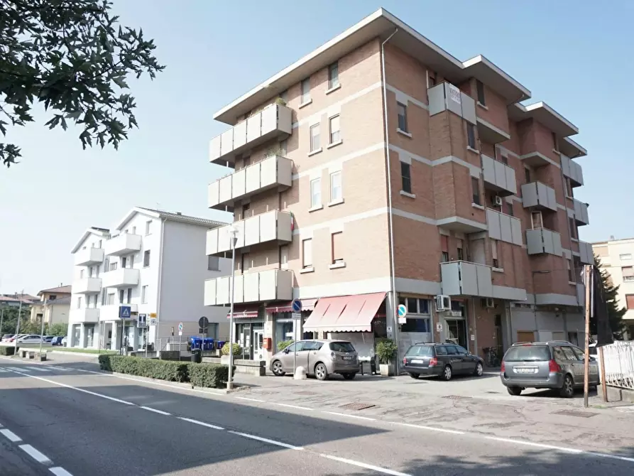 Immagine 1 di Camera condivisa in affitto  in Viale San Rocco a Colorno