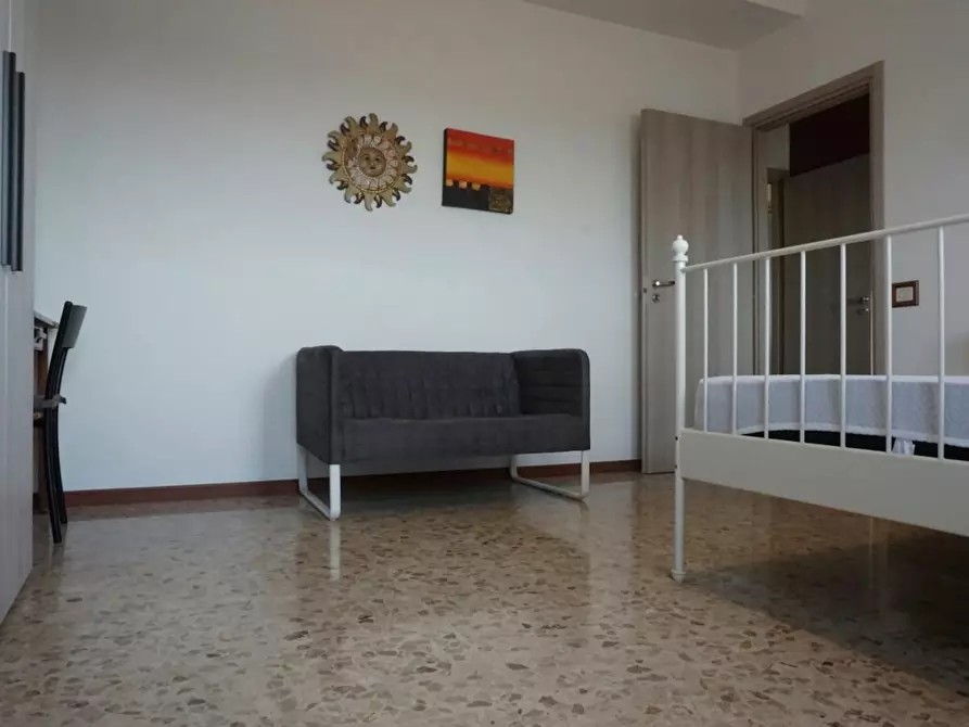 Immagine 6 di Camera condivisa in affitto  in Viale San Rocco a Colorno