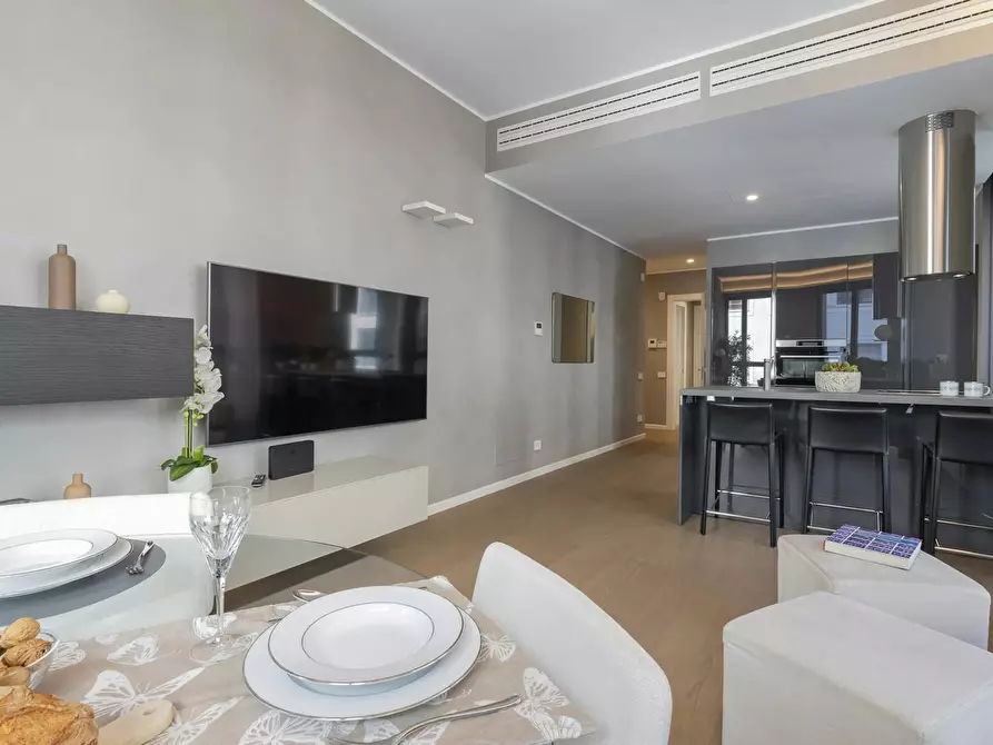 Immagine 8 di Appartamento in affitto  in Largo Corsia dei Servi a Milano