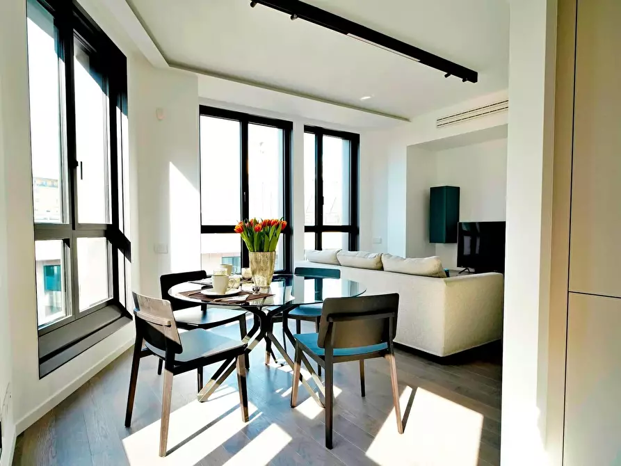 Immagine 5 di Appartamento in affitto  in Largo Corsia dei Servi a Milano