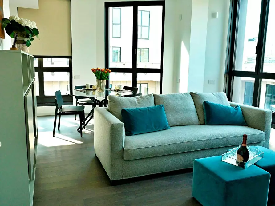 Immagine 1 di Appartamento in affitto  in Largo Corsia dei Servi a Milano