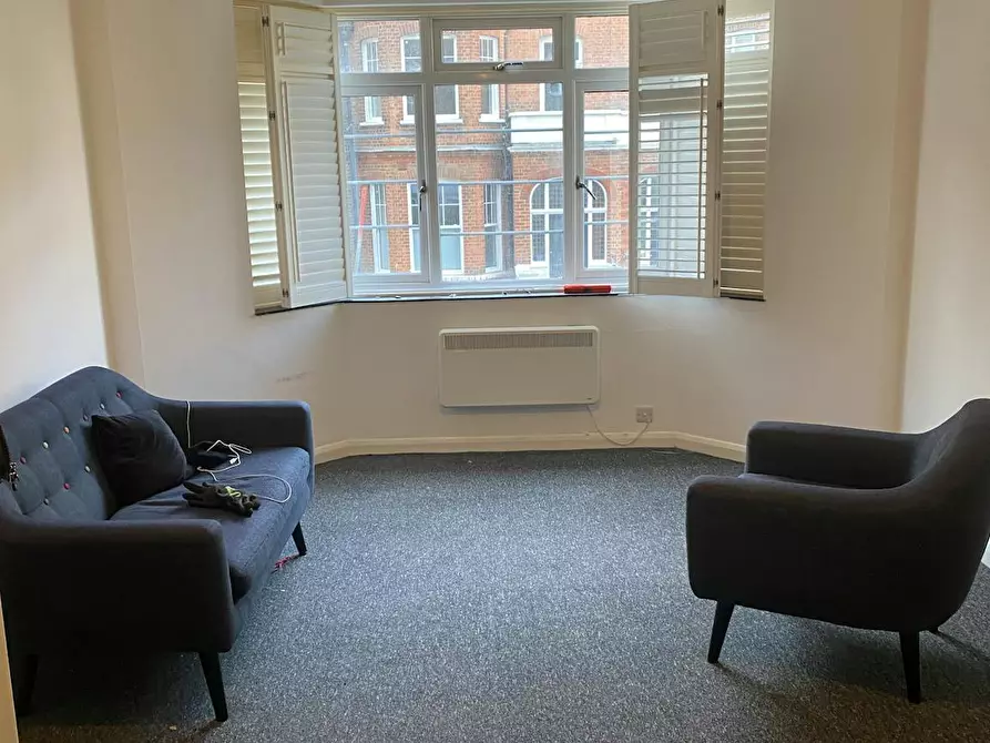 Immagine 6 di Appartamento in affitto  in Baron's Court Road a Hammersmith