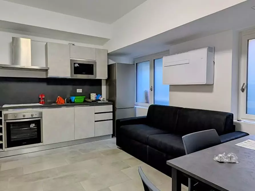 Immagine 1 di Camera in affitto  in Viale Giovanni Suzzani a Milano