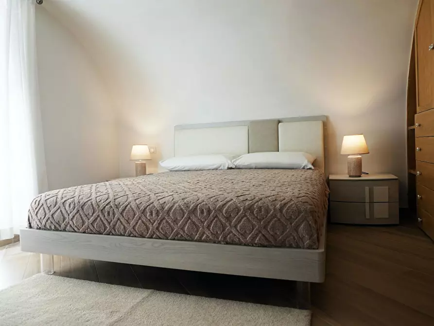 Immagine 1 di Appartamento in affitto  in Via Salvatore Tommasi a Napoli