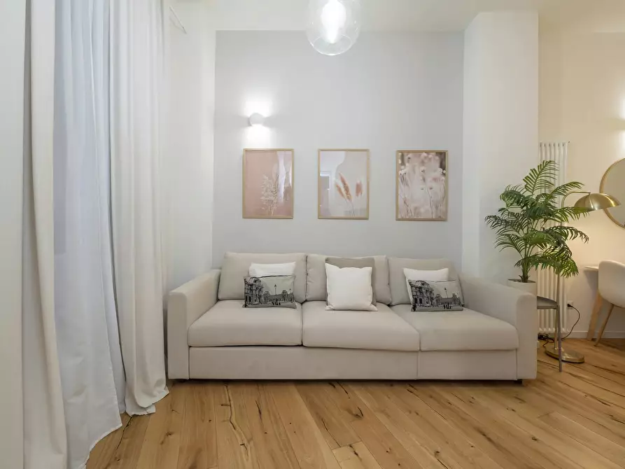 Immagine 6 di Appartamento in affitto  in Corso di Porta Vittoria a Milano