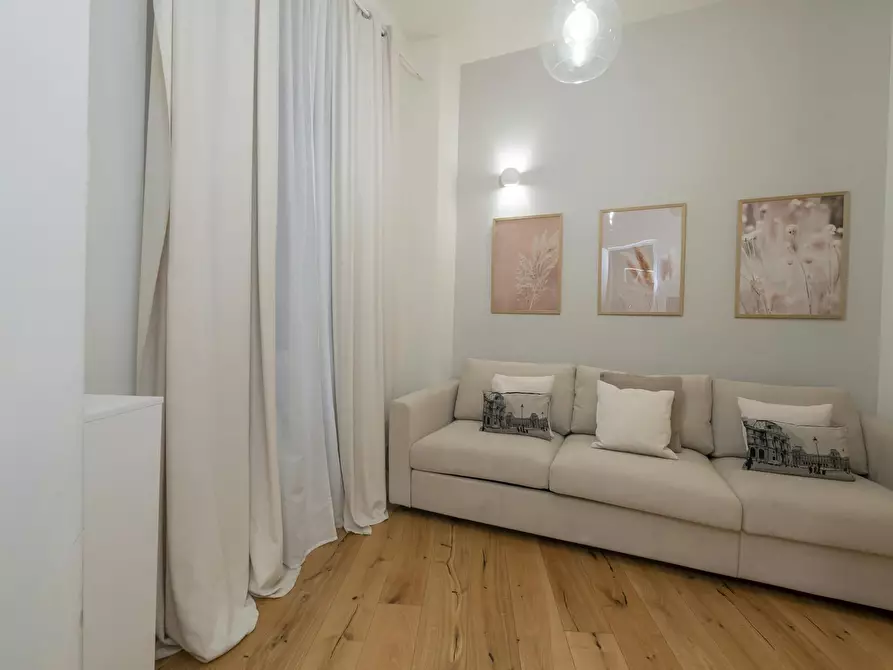 Immagine 5 di Appartamento in affitto  in Corso di Porta Vittoria a Milano