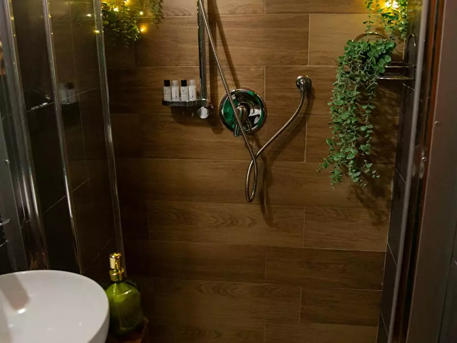 Immagine 7 di Appartamento in affitto  in Piazza Principe Umberto a Napoli