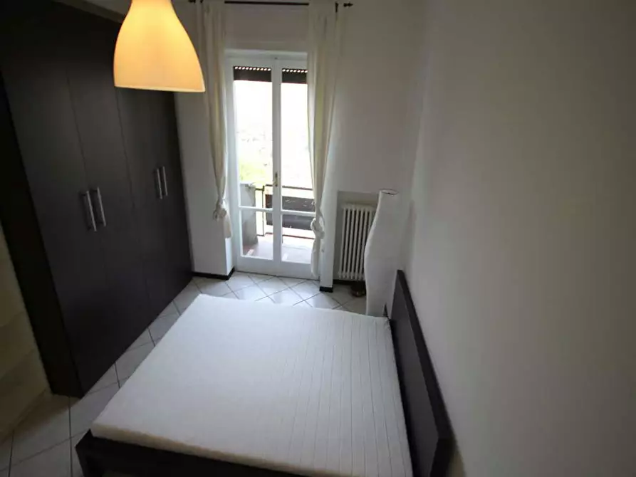 Immagine 2 di Camera in affitto  in Piazza Carlo Stuparich a Milano