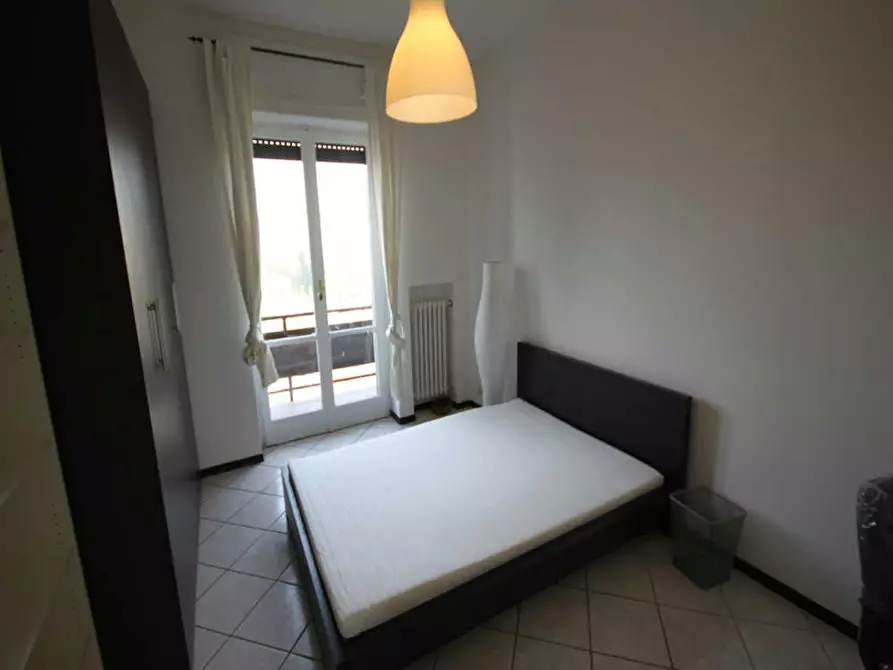 Immagine 6 di Camera in affitto  in Piazza Carlo Stuparich a Milano