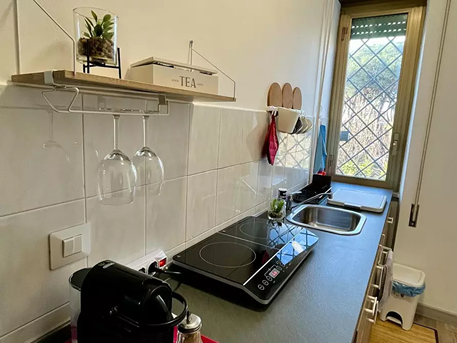 Immagine 8 di Appartamento in affitto  in Via delle Naiadi a Roma