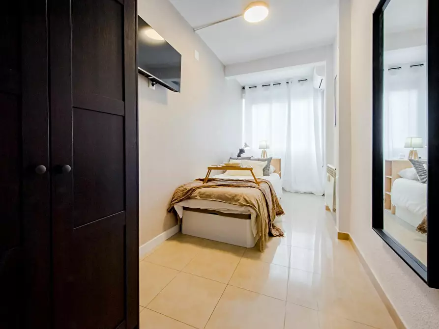 Immagine 3 di Camera in affitto  in Calle de Cavanilles a Madrid
