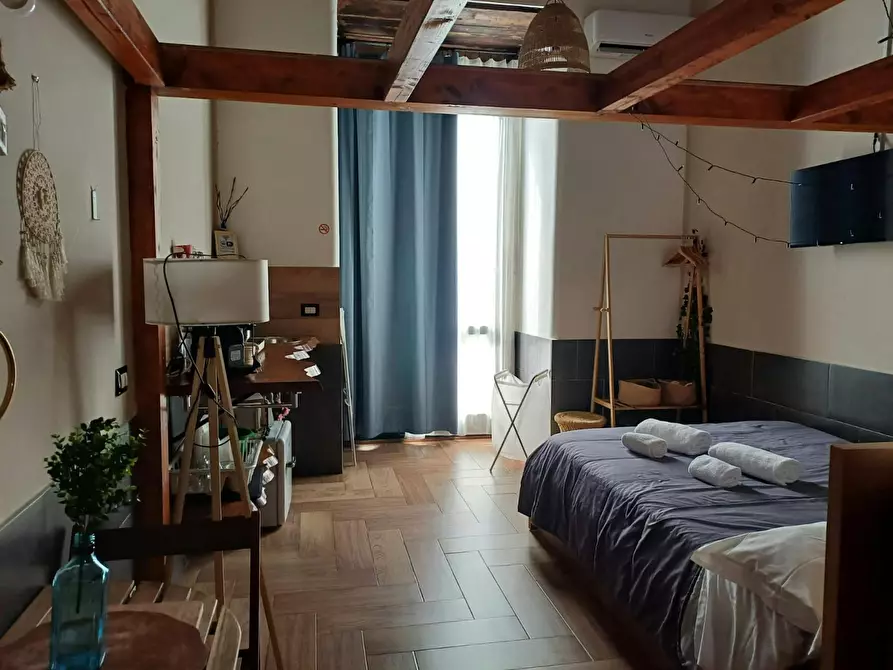 Immagine 1 di Appartamento in affitto  in Piazza Principe Umberto a Napoli