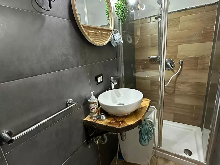 Immagine 8 di Appartamento in affitto  in Piazza Principe Umberto a Napoli