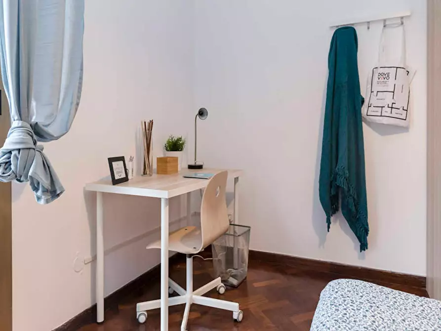 Immagine 6 di Camera in affitto  in Viale Giovanni Vicini a Bologna