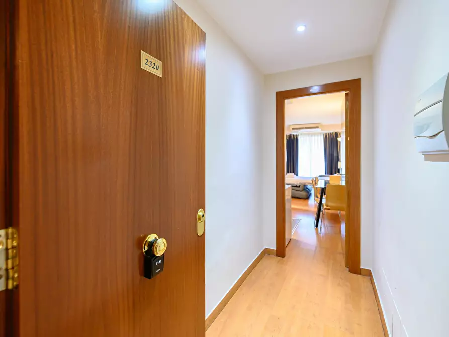 Immagine 5 di Appartamento in affitto  in Calle de Mauricio Legendre a Madrid