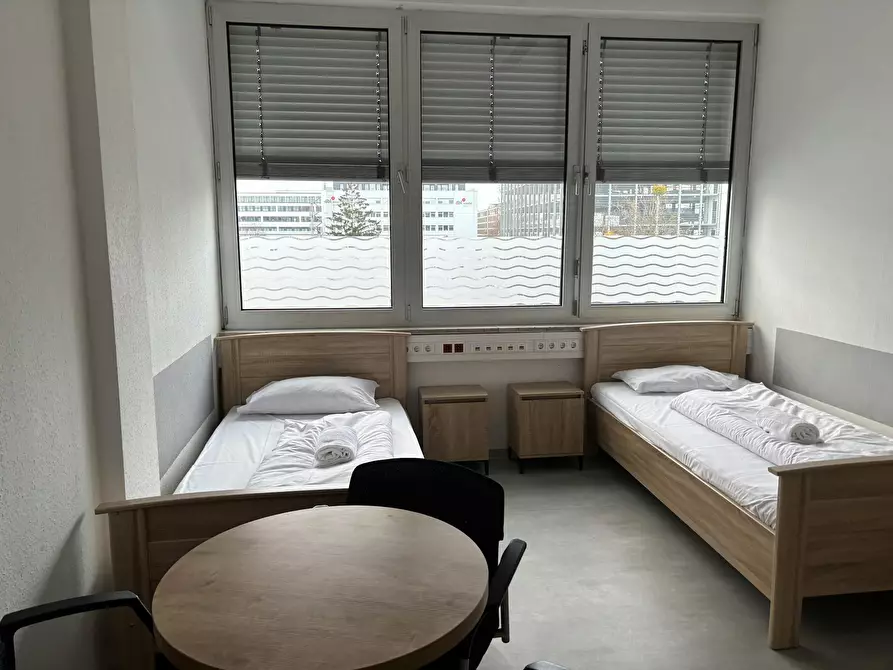 Immagine 4 di Camera in affitto  in Frankfurter Ring a München