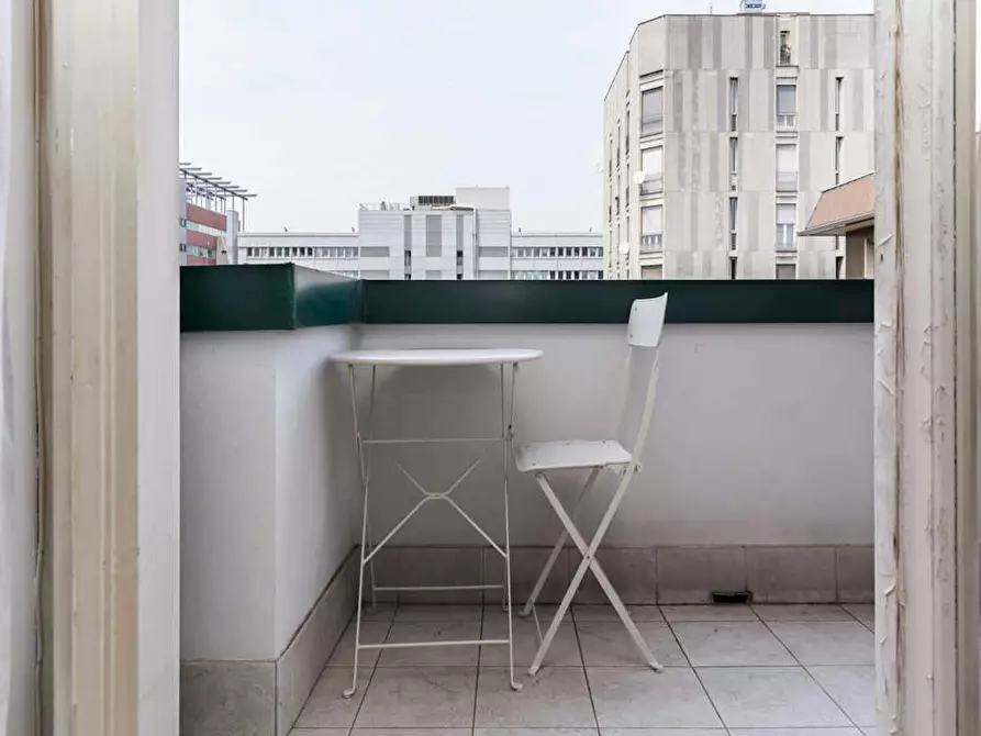 Immagine 5 di Camera in affitto  in Via Raffaello Bertieri a Milano