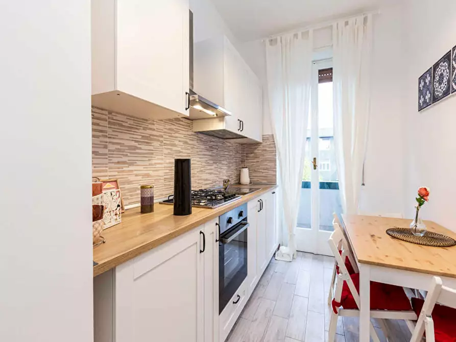 Immagine 10 di Camera in affitto  in Via Raffaello Bertieri a Milano