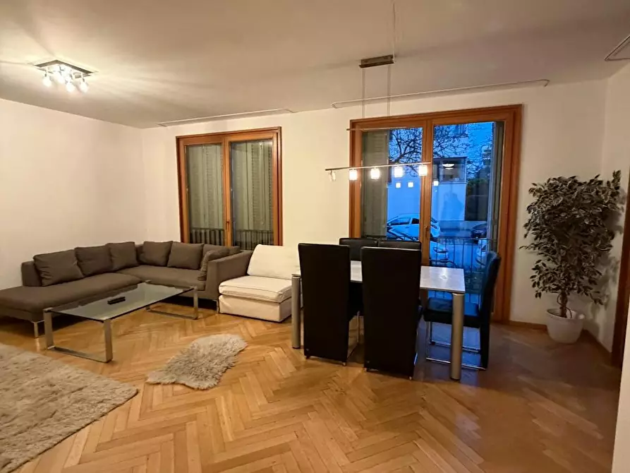 Immagine 8 di Appartamento in affitto  in Karl-Spengler-Straße a München