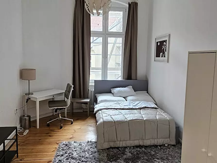 Immagine 3 di Camera in affitto  in Neue Kantstraße a Berlin