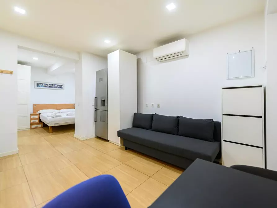 Immagine 4 di Appartamento in affitto  in Calle de Esteban Mora a Madrid