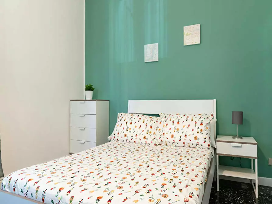 Immagine 2 di Camera in affitto  in Via Giuseppe Regaldi a Milano