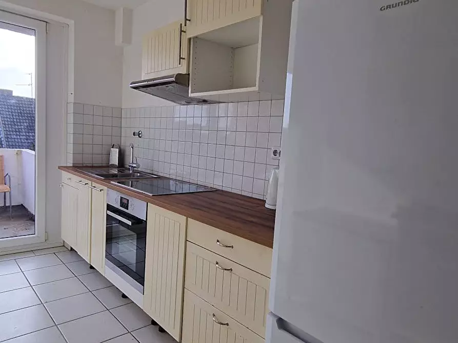 Immagine 9 di Camera in affitto  in Volmerswerther Straße a Düsseldorf