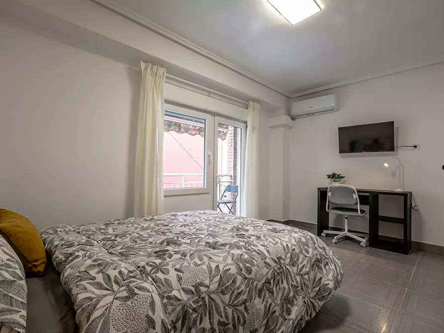 Immagine 2 di Camera in affitto  in Carrer d'Escalante a Valencia