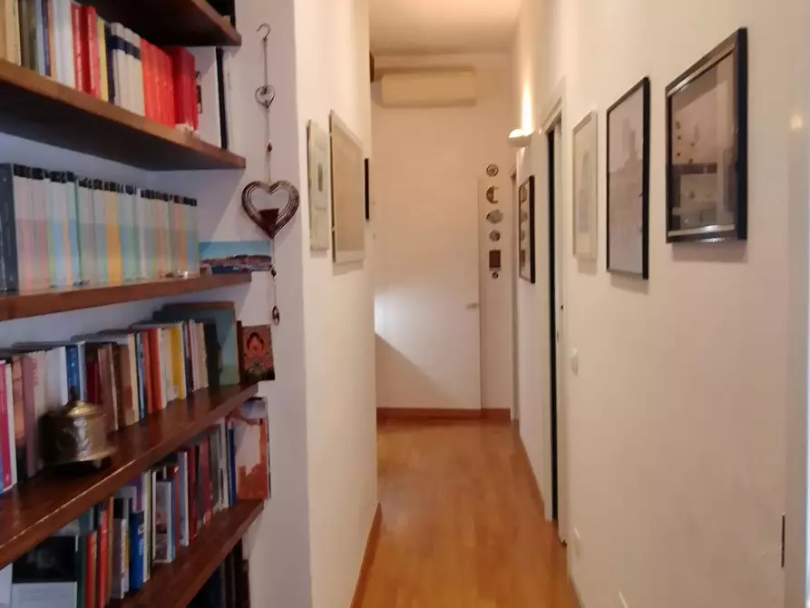 Immagine 3 di Appartamento in affitto  in Via Santo Stefano a Bologna