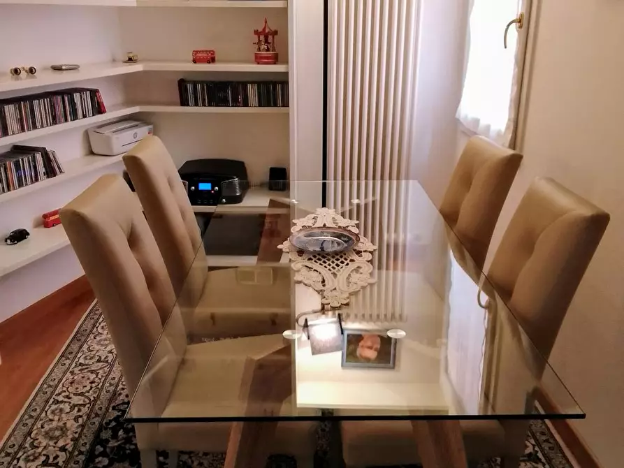 Immagine 5 di Appartamento in affitto  in Via Santo Stefano a Bologna