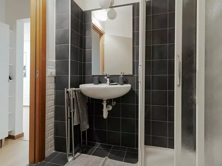 Immagine 9 di Camera in affitto  in Via Ernesto Breda a Milano