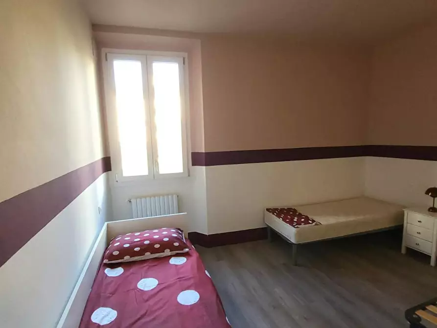 Immagine 5 di Camera condivisa in affitto  in Via di Mezzo a Firenze
