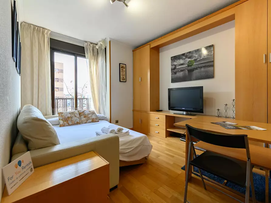 Immagine 6 di Appartamento in affitto  in Calle de Samaniego a Madrid